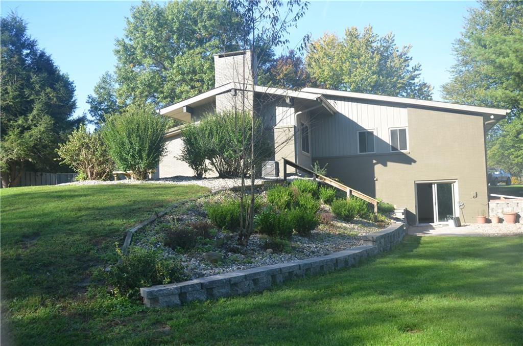 2587 North Centerline Road Franklin, IN 46131 - Photo 8 of 25 Gallery Image 8