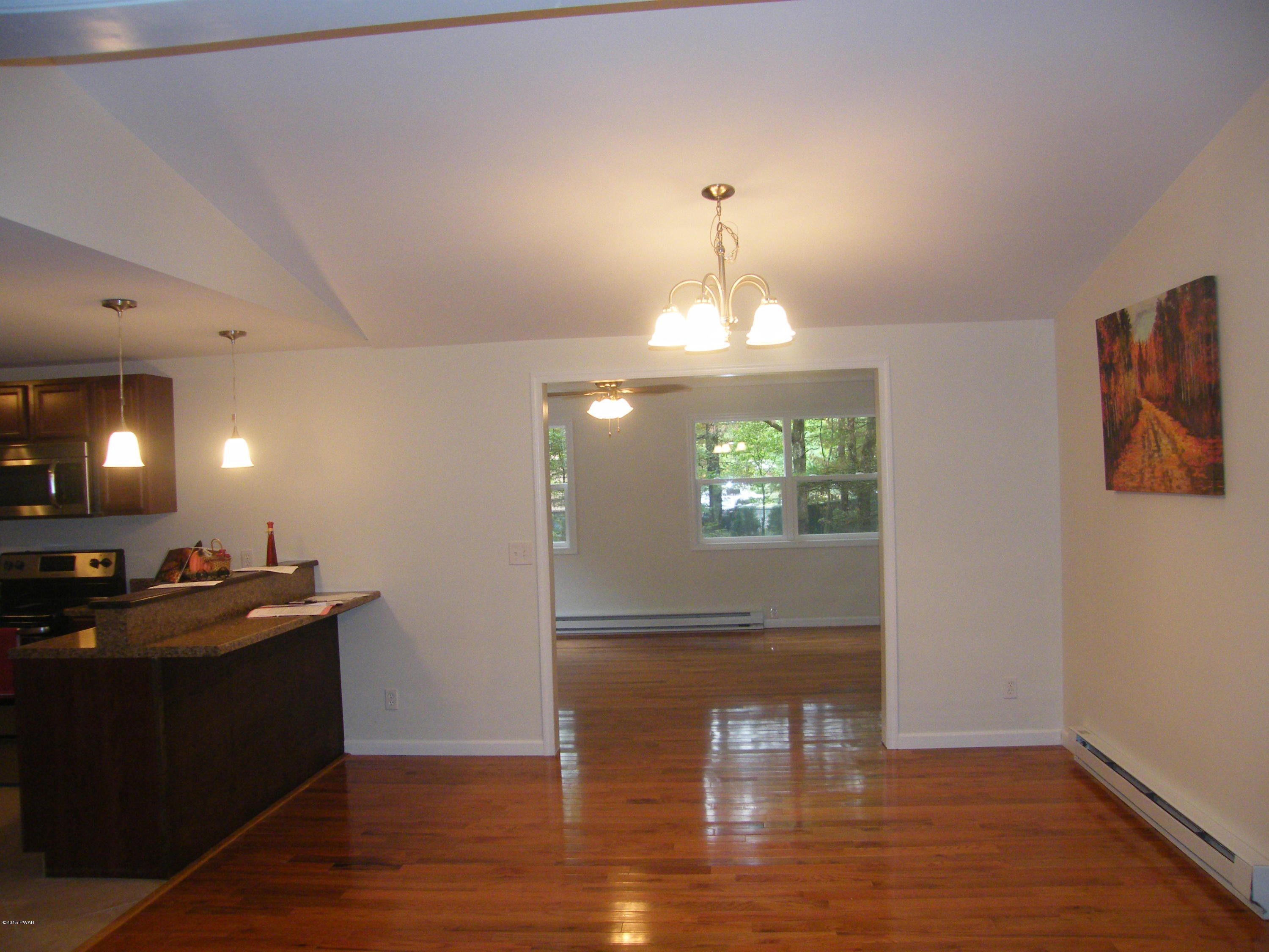 310 Rambling Way Milford, PA 18337 - Photo 8 of 21 Gallery Image 8