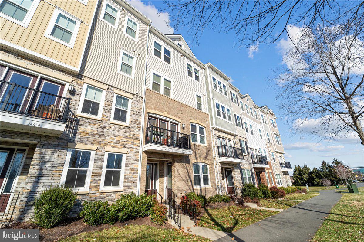 24652 Cable Mill Terrace Aldie, VA 20105 - Photo 5 of 53