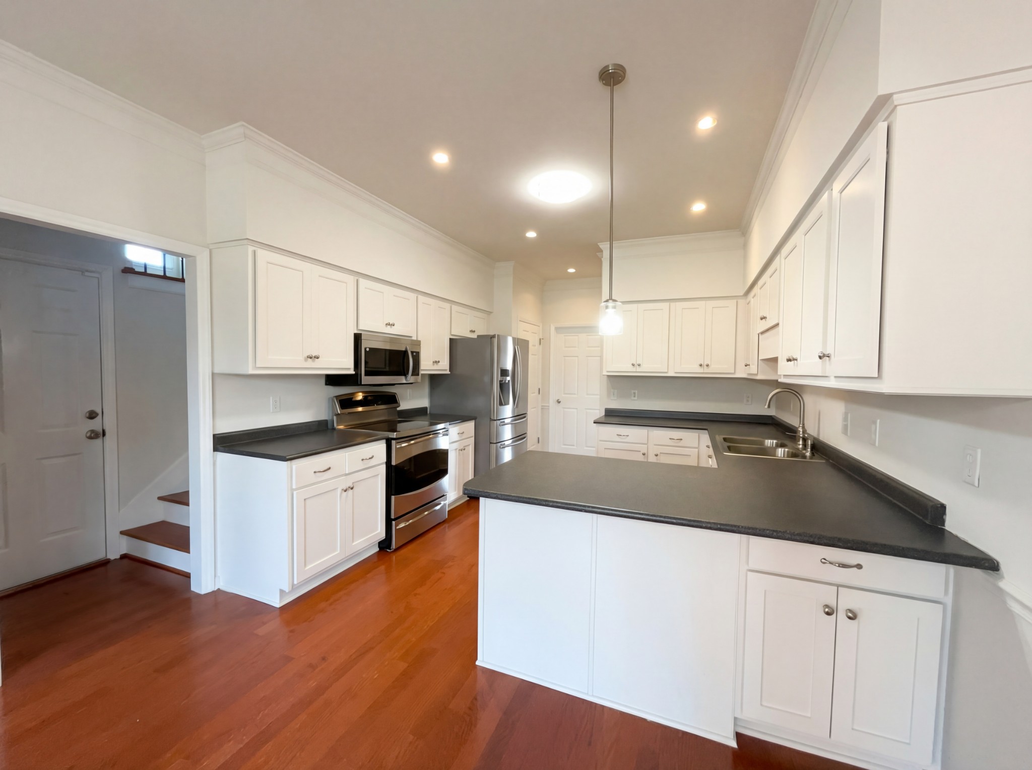 3106 Park Hill Road Murfreesboro, TN 37129 - Photo 2 of 28