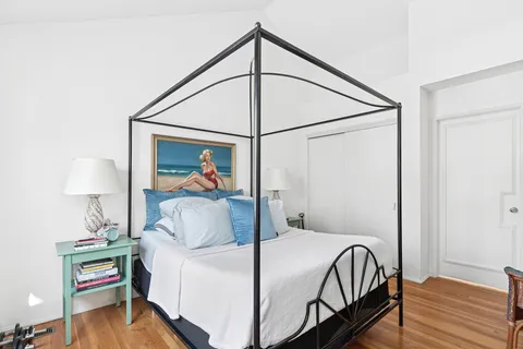 $2,395,000 | 7 Chatfields Ridge Road, East Hampton, NY 11937