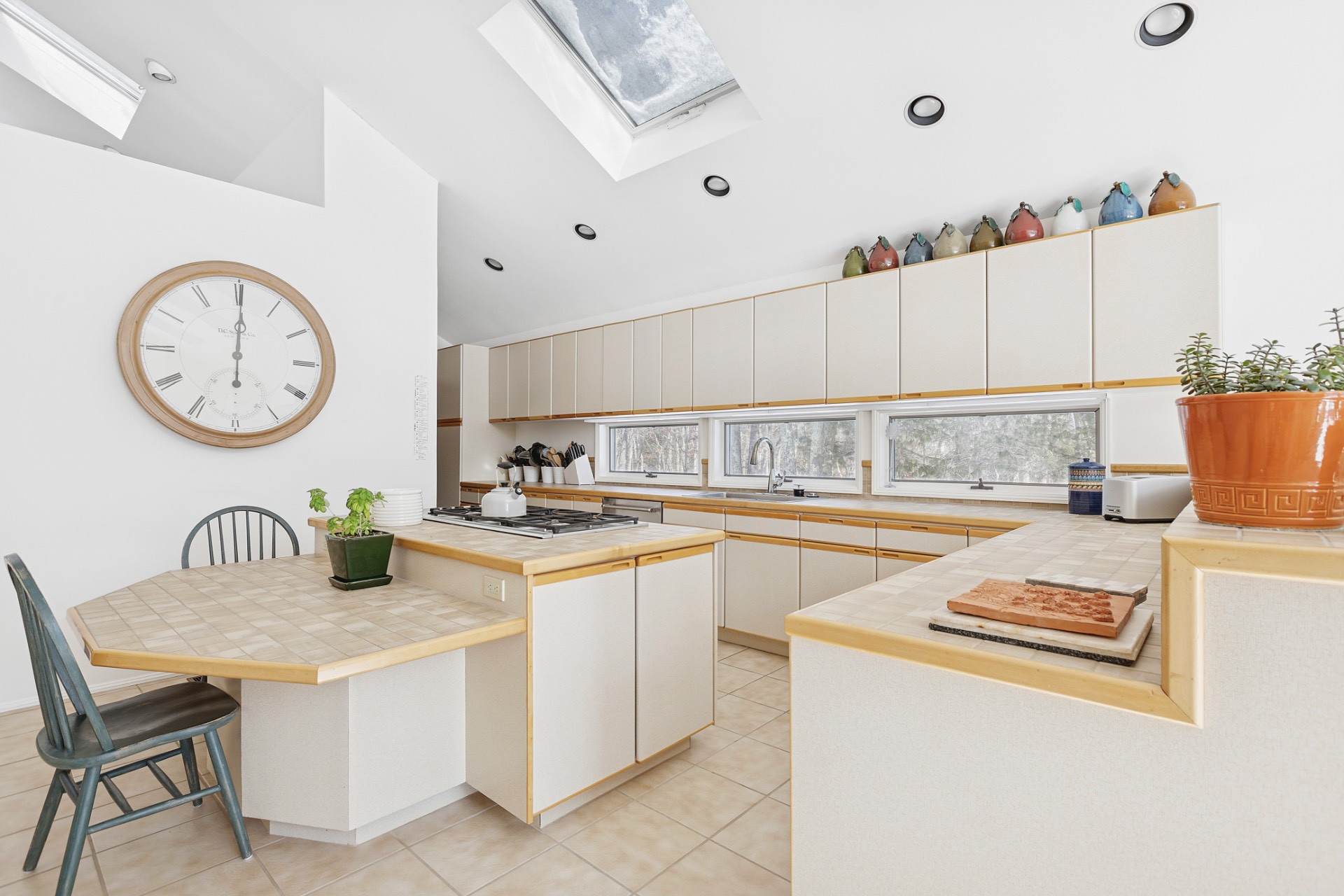 7 Chatfields Ridge Road East Hampton, NY 11937 - Photo 6 of 18