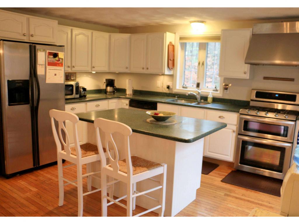 95 Scrabble Road Brentwood, NH 03833 - Photo 5 of 34 Gallery Image 5