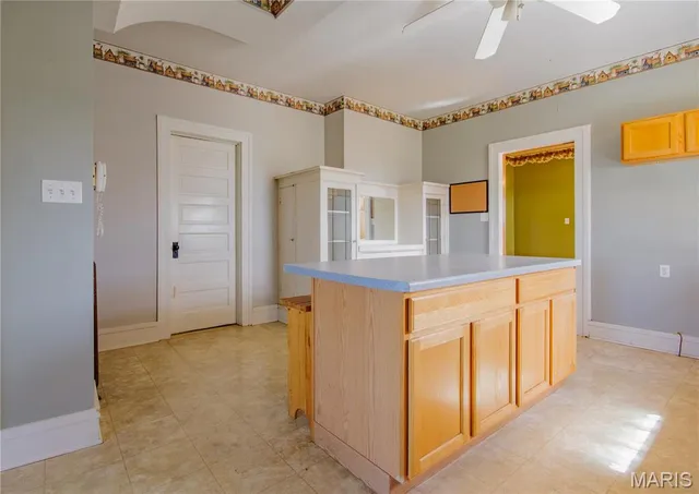 $460,000 | 708 East Fillmore Street, Fillmore, IL 62032