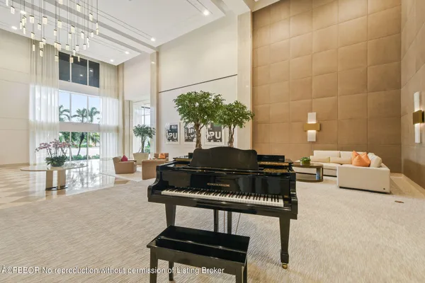 $6,000 | 529 South Flagler Drive, Unit 9H, West Palm Beach, FL 33401