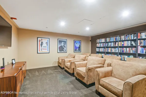 $6,000 | 529 South Flagler Drive, Unit 9H, West Palm Beach, FL 33401