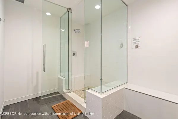 $6,000 | 529 South Flagler Drive, Unit 9H, West Palm Beach, FL 33401