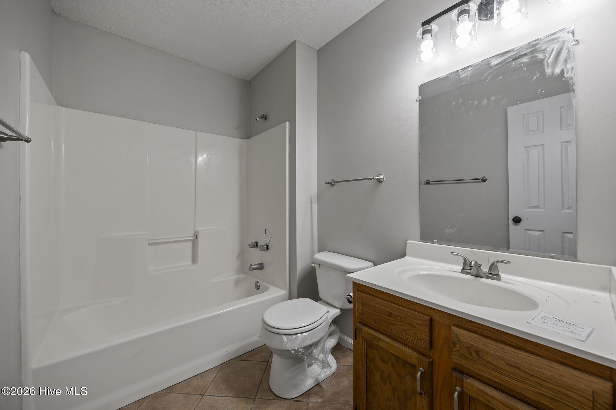 2042 Derby Run Road Jacksonville, NC 28546 - Photo 28 of 37 Guest Bathroom
