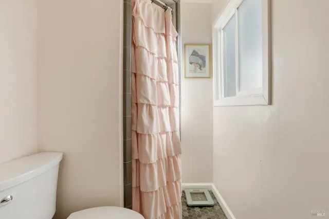 $945,000 | 840 Wilmac Avenue, Novato, CA 94947