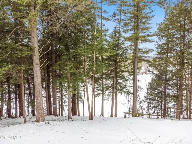 $657,500 | 129 Woodland Avenue, Gloversville, NY 12078