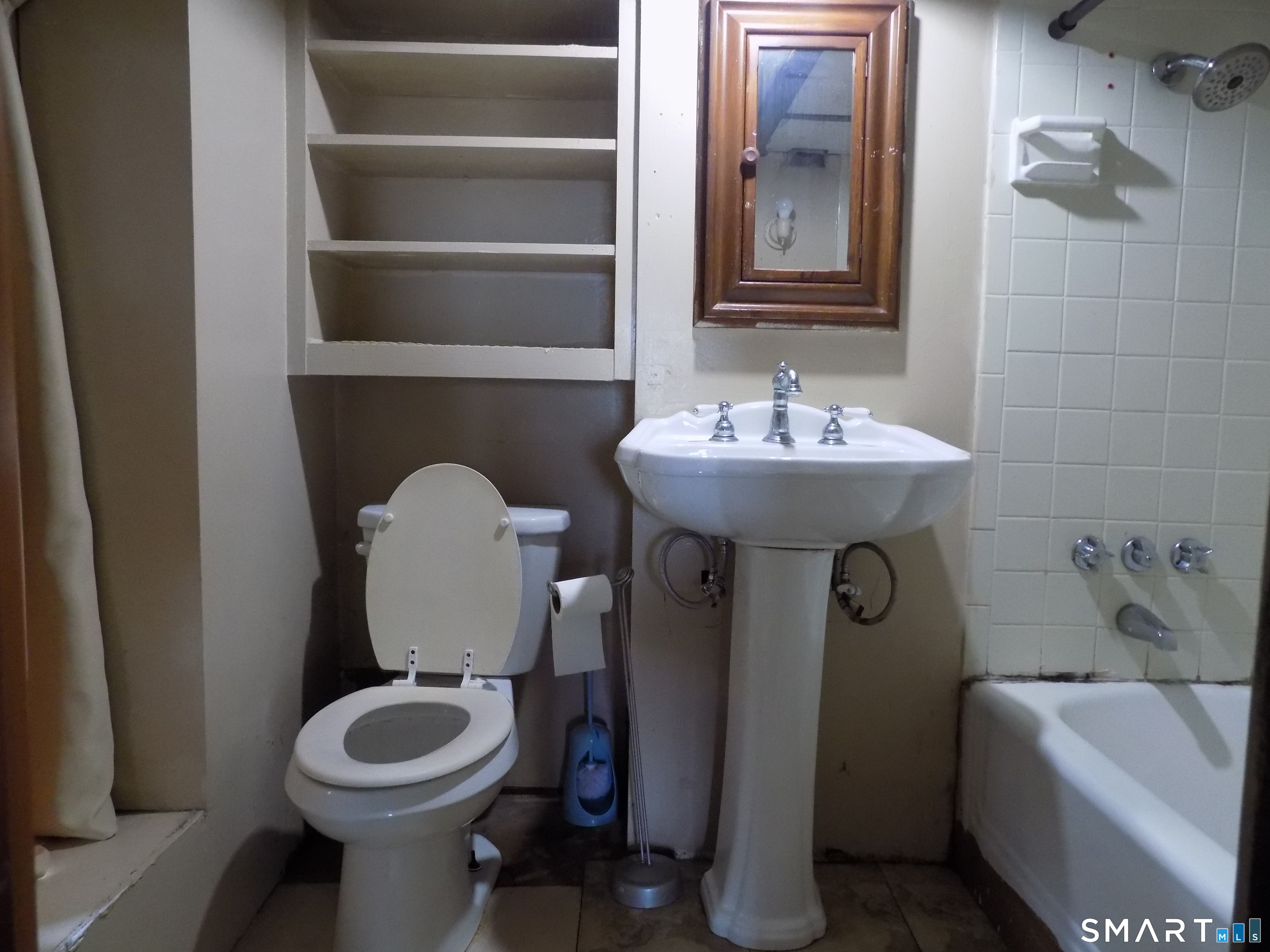 28 Colony Street Bristol, CT 06010 - Photo 14 of 21