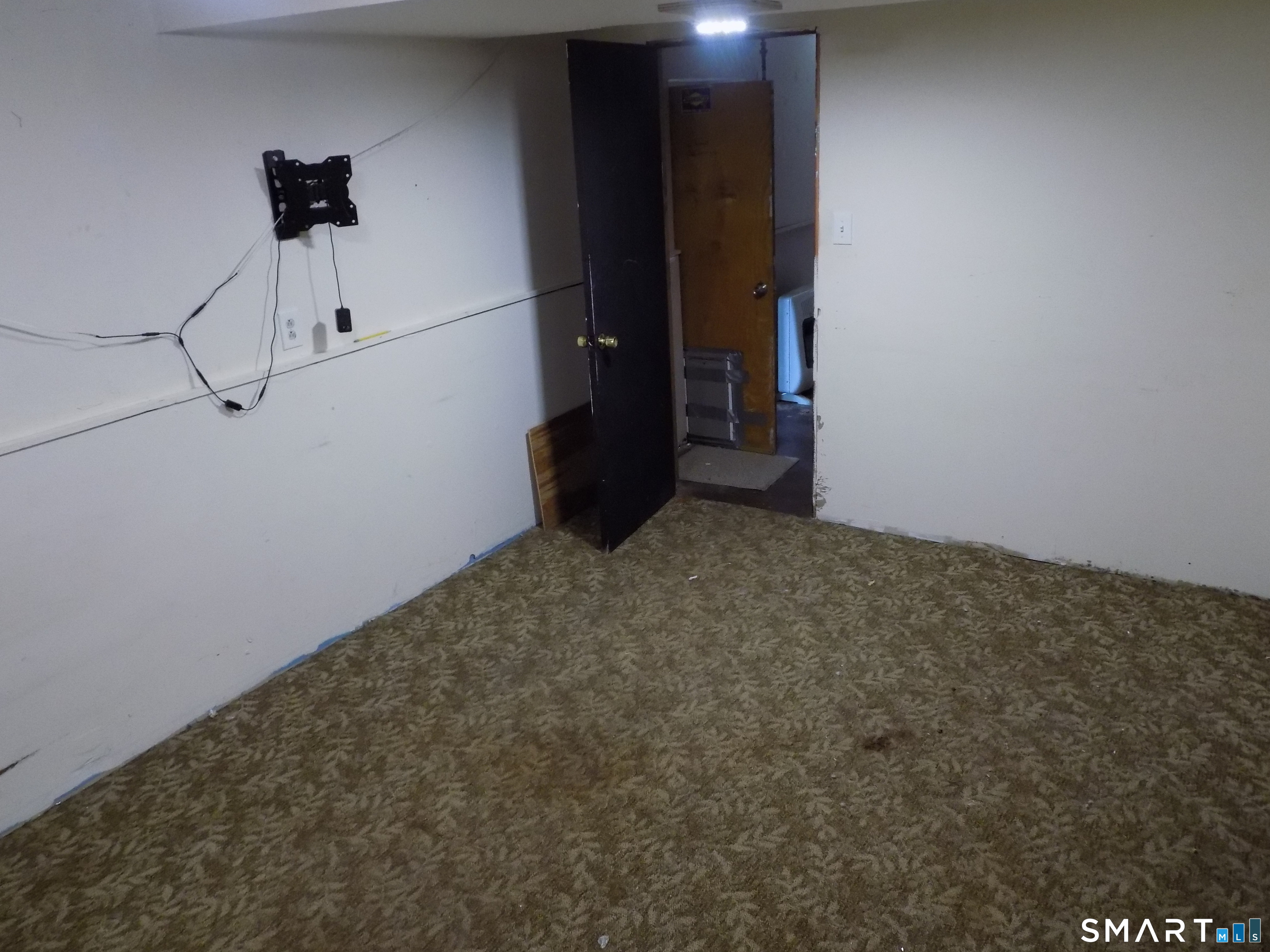 28 Colony Street Bristol, CT 06010 - Photo 16 of 21