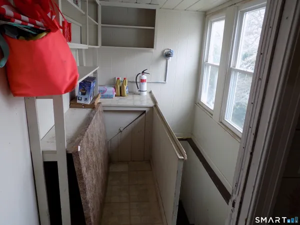 a view of walk in closet