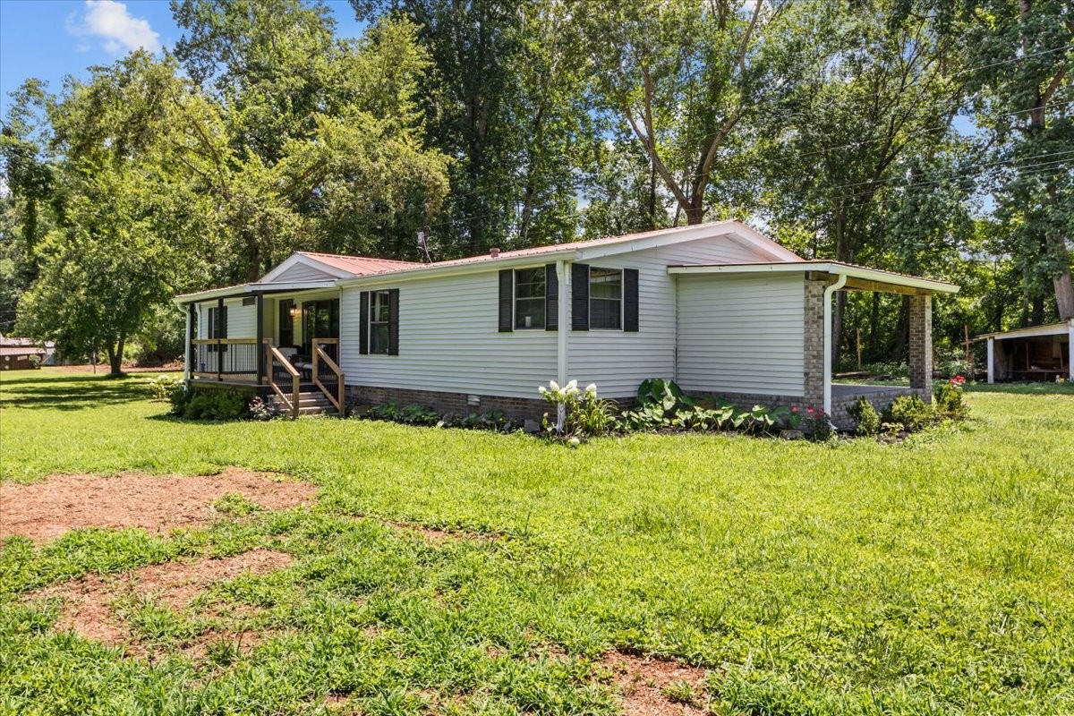 1227 Brushy Road Centerville, TN 37033 - Photo 3 of 60