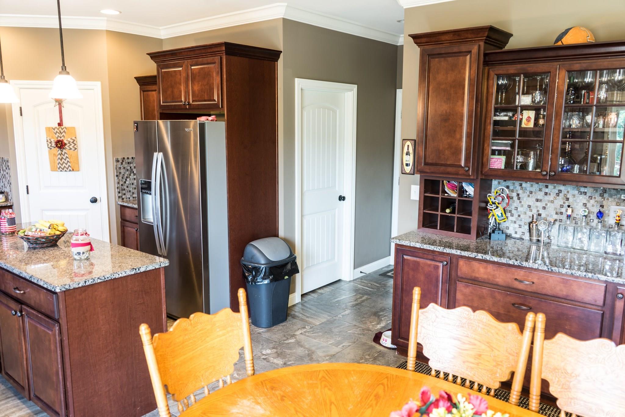 4777 Vann Road Newburgh, IN 47630 - Photo 9 of 25 Gallery Image 9