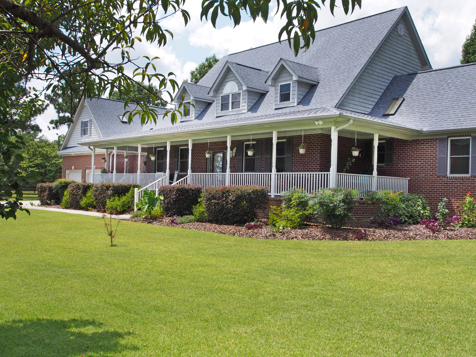 630 Bowman Road Aberdeen, NC 28315 - Photo 3 of 59 front9