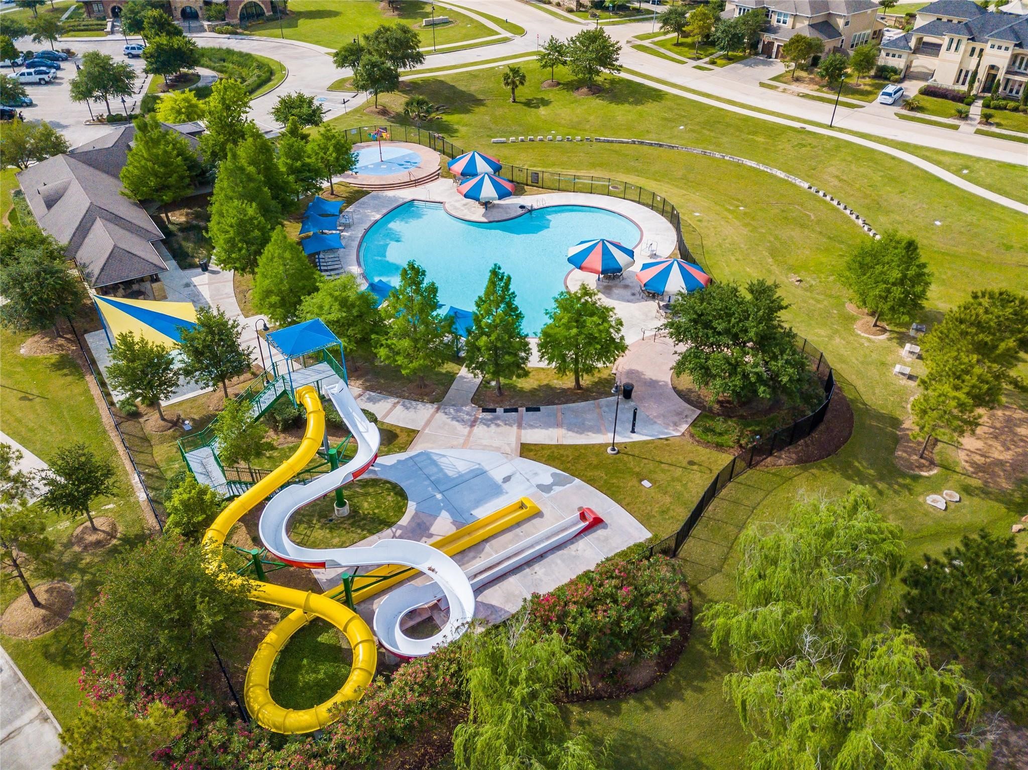 9915 Rochs Hill Court Katy, TX 77494 - Photo 30 of 32 an aerial view of a house with swimming pool and outdoor space