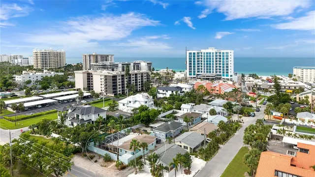 $1,675,000 | 160 Harrison Drive, Unit 7, Sarasota, FL 34236