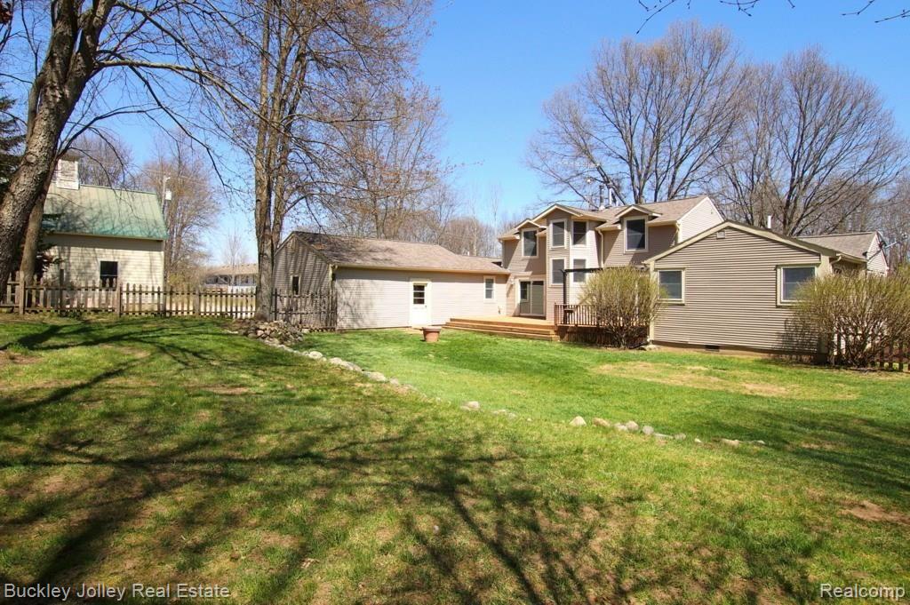 1278 County Farm Road Howell, MI 48843 - Photo 26 of 28 2.88 Private Acres