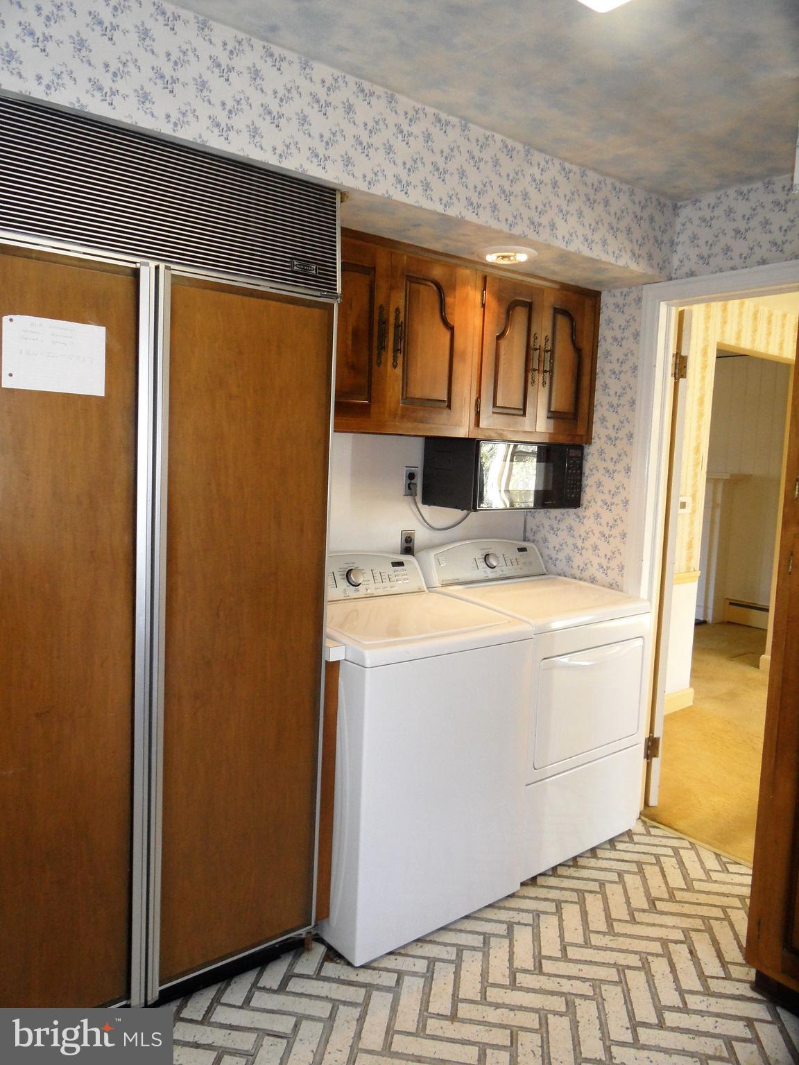 2 Radcliffe Road Yardley, PA 19067 - Photo 12 of 42 Kitchen