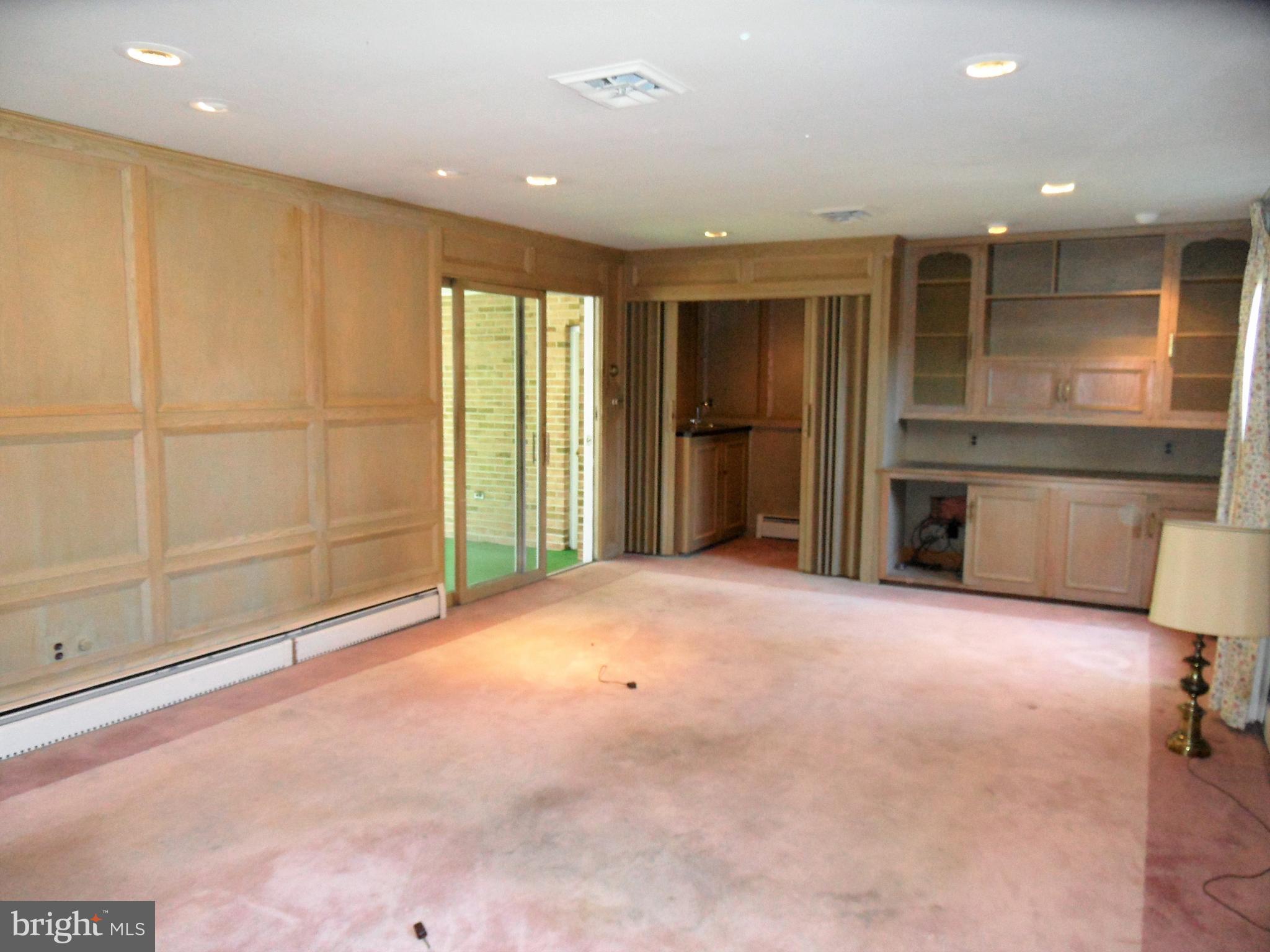 2 Radcliffe Road Yardley, PA 19067 - Photo 16 of 42 Family Room