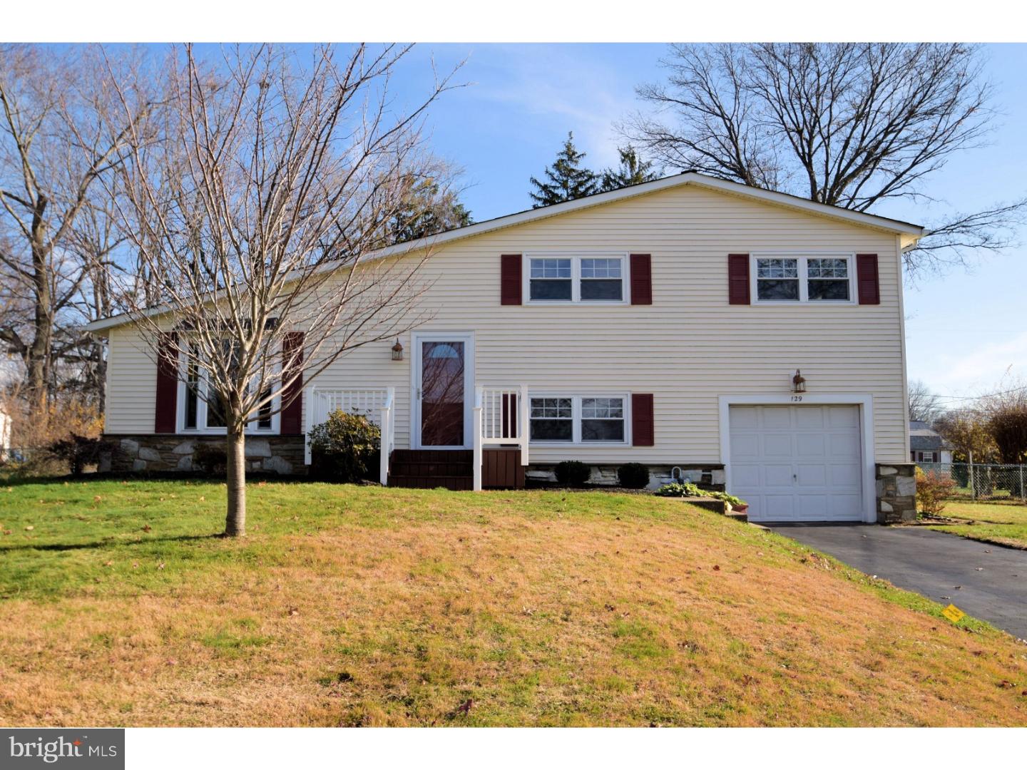 129 Dungan Road Southampton, PA 18966 - Photo 1 of 25 Gallery Image 1