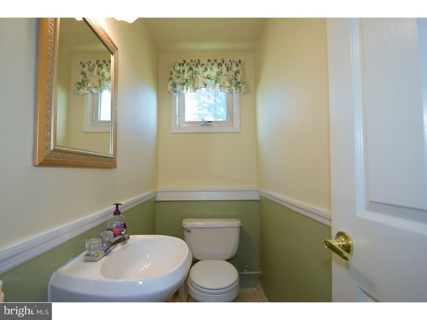 129 Dungan Road Southampton, PA 18966 - Photo 22 of 25 Gallery Image 22