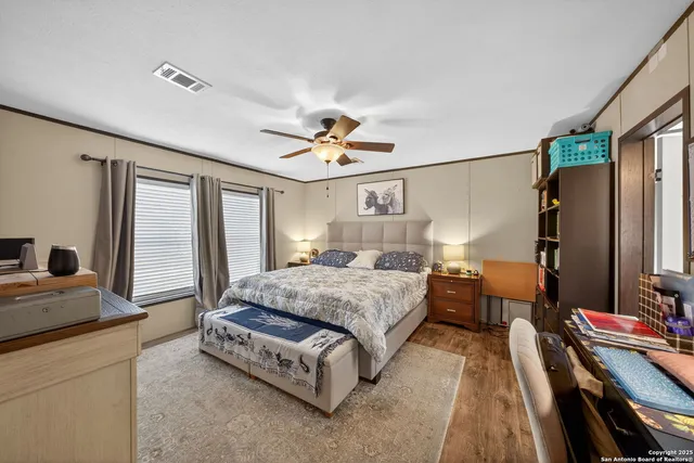 $475,000 | 155 County Road 6712, Natalia, TX 78059