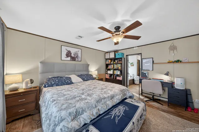 $475,000 | 155 County Road 6712, Natalia, TX 78059