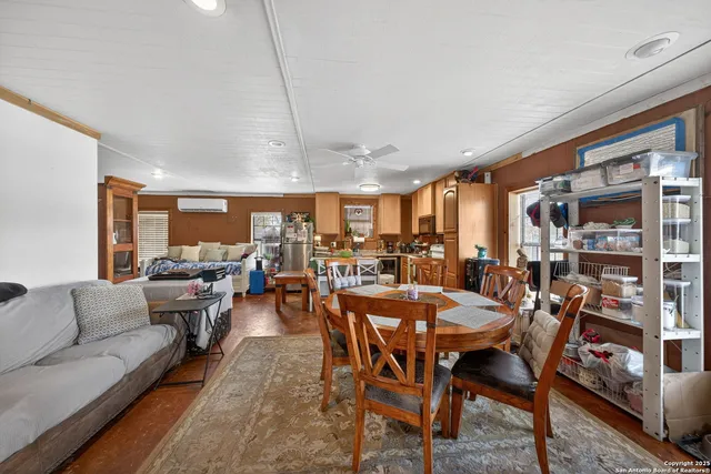 $475,000 | 155 County Road 6712, Natalia, TX 78059