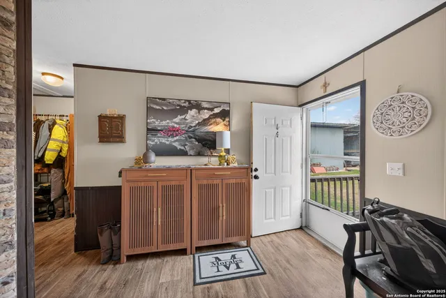 $475,000 | 155 County Road 6712, Natalia, TX 78059