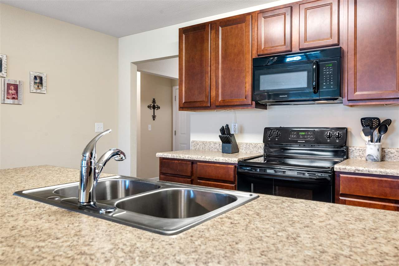 1691 Abbey Loop Foley, AL 36535 - Photo 19 of 36 Kitchen