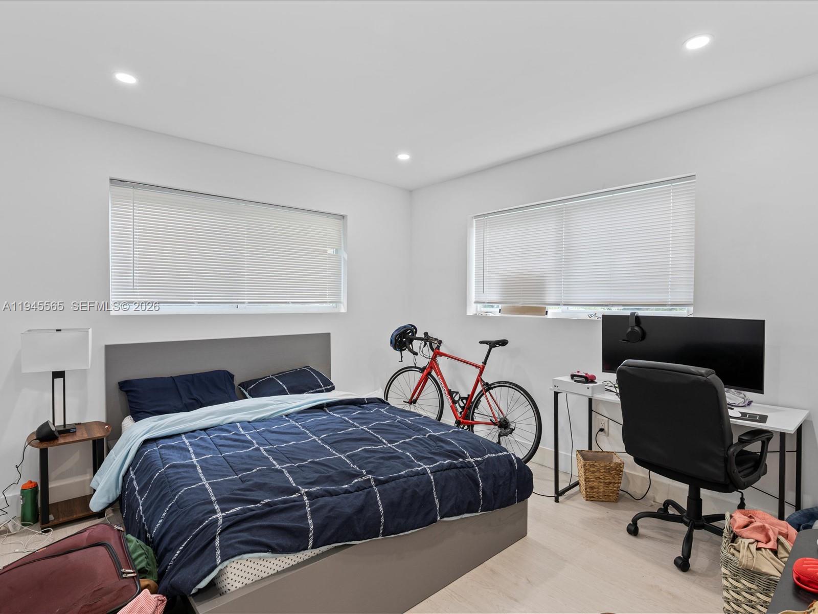 5265 Southwest 78th Street Miami, FL 33143 - Photo 15 of 18