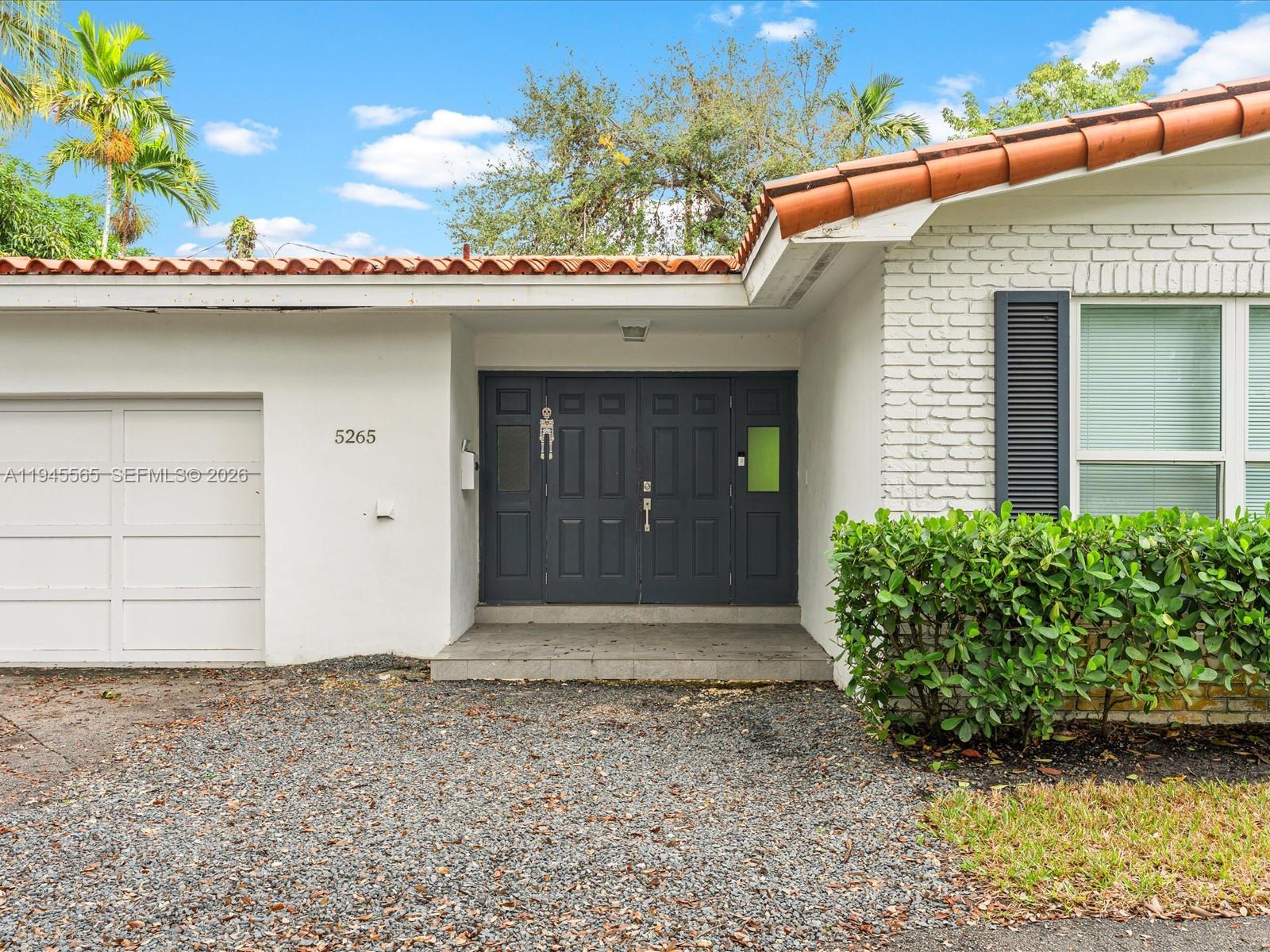 5265 Southwest 78th Street Miami, FL 33143 - Photo 5 of 18