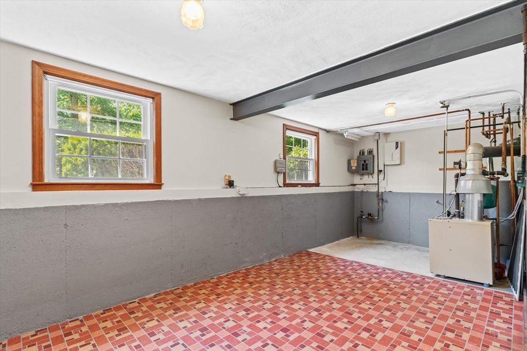 8 Fulton Road Andover, MA 01810 - Photo 25 of 33 Gallery Image 25