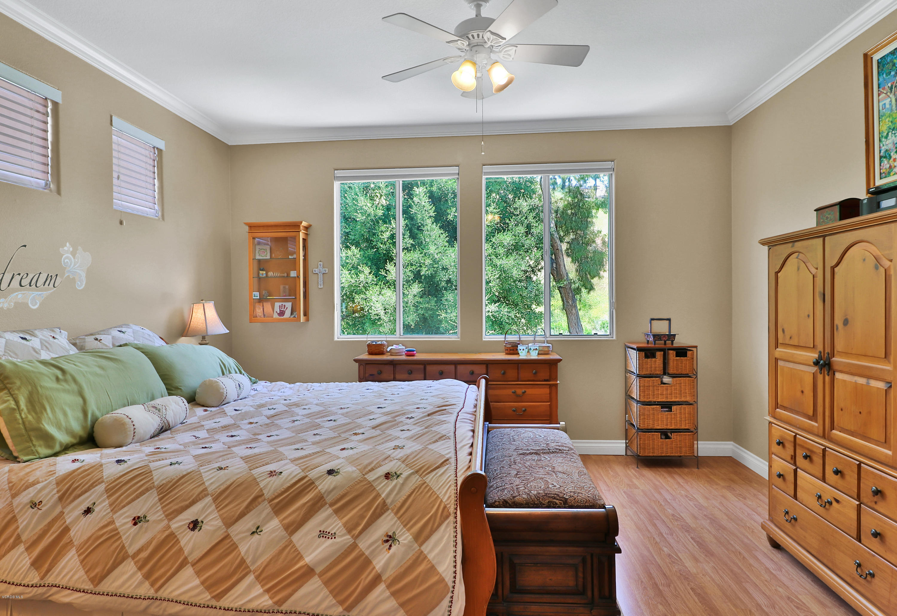 11161 Shadyridge Road Moorpark, CA 93021 - Photo 16 of 26 016_Master Bedroom