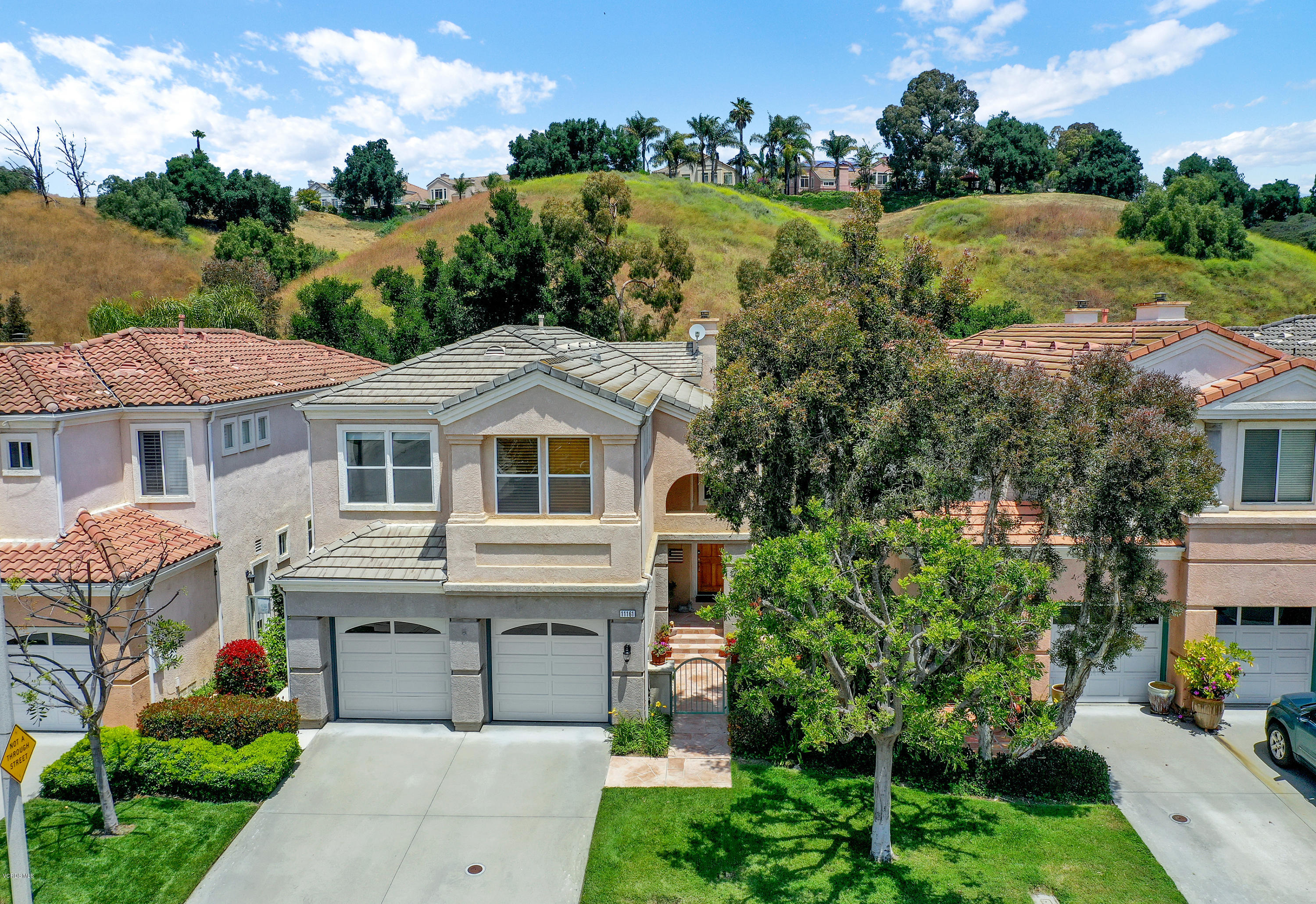 11161 Shadyridge Road Moorpark, CA 93021 - Photo 3 of 26 003_Beautiful Hill View