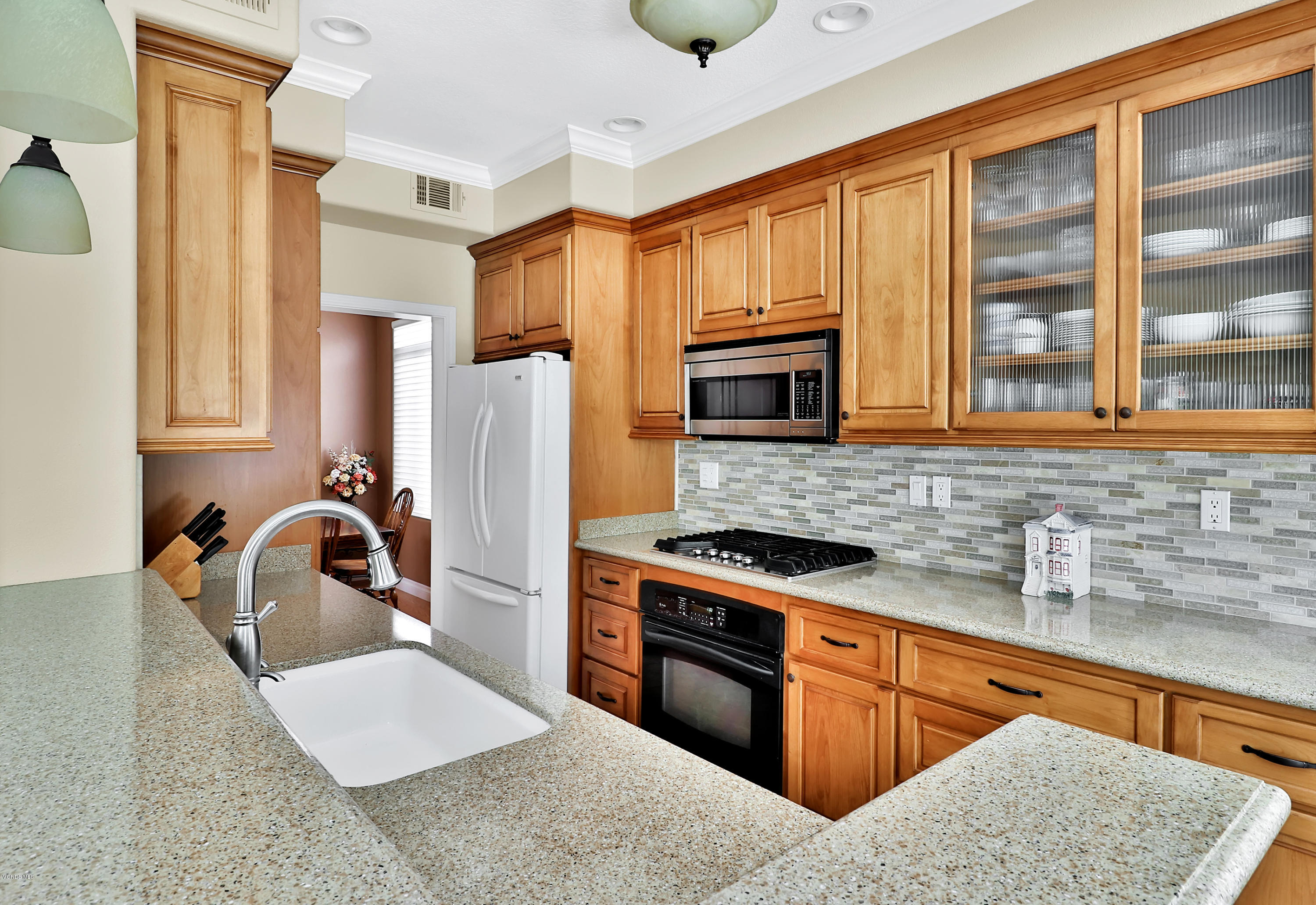 11161 Shadyridge Road Moorpark, CA 93021 - Photo 7 of 26 007_New Kitchen!