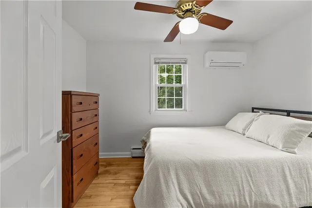 $3,300 | 12 Granada Terrace, Middletown, RI 02842