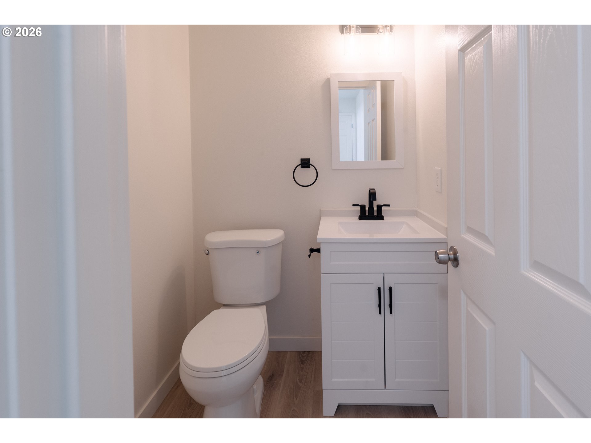 1006 Northeast Mariners Loop Portland, OR 97211 - Photo 16 of 32