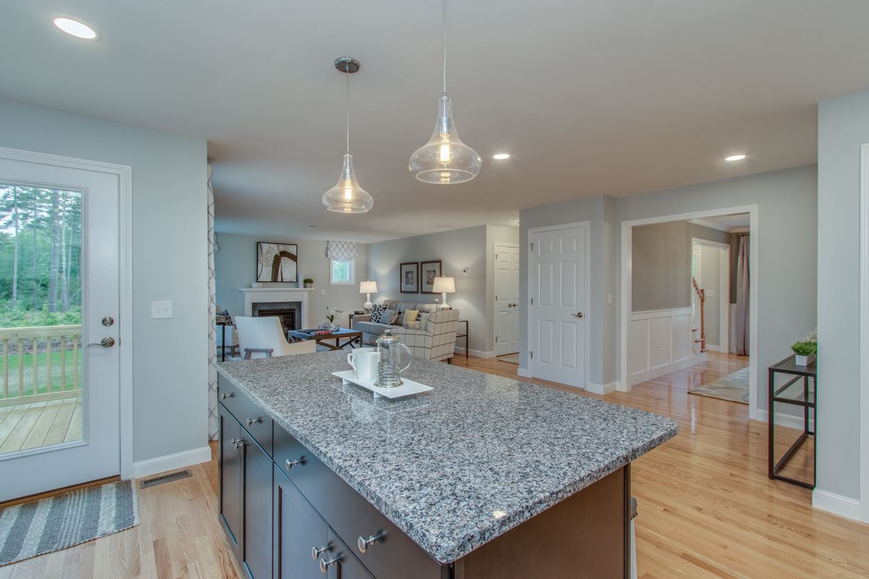 24 Weatherstone Road, Unit LOT 889 Litchfield, NH 03052 - Photo 14 of 21 Gallery Image 14