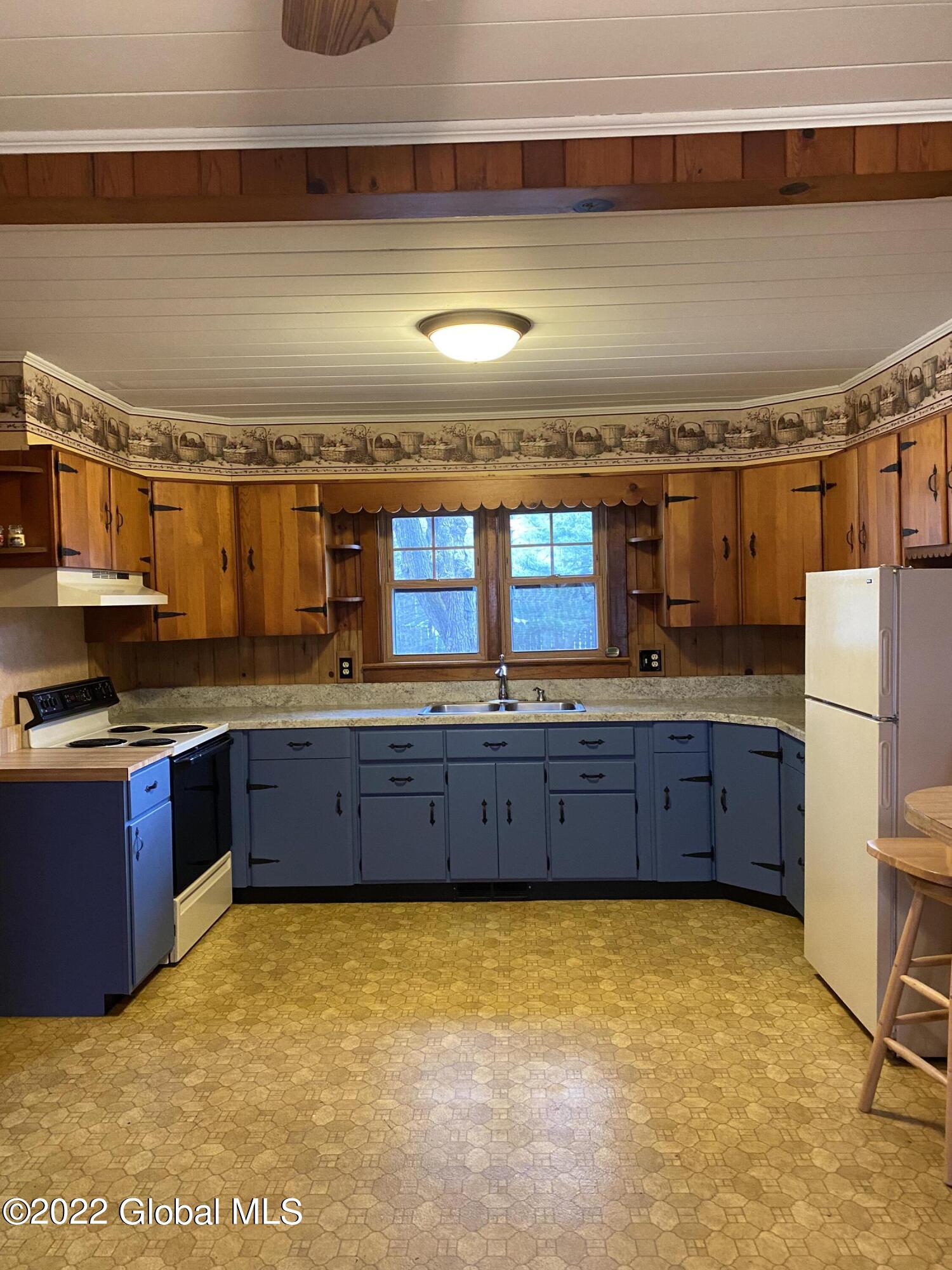 391 Carrolls Grove Road Brunswick, NY 12180 - Photo 14 of 32 015932E2-3445-42C6-B800-A1F4F705DD1D