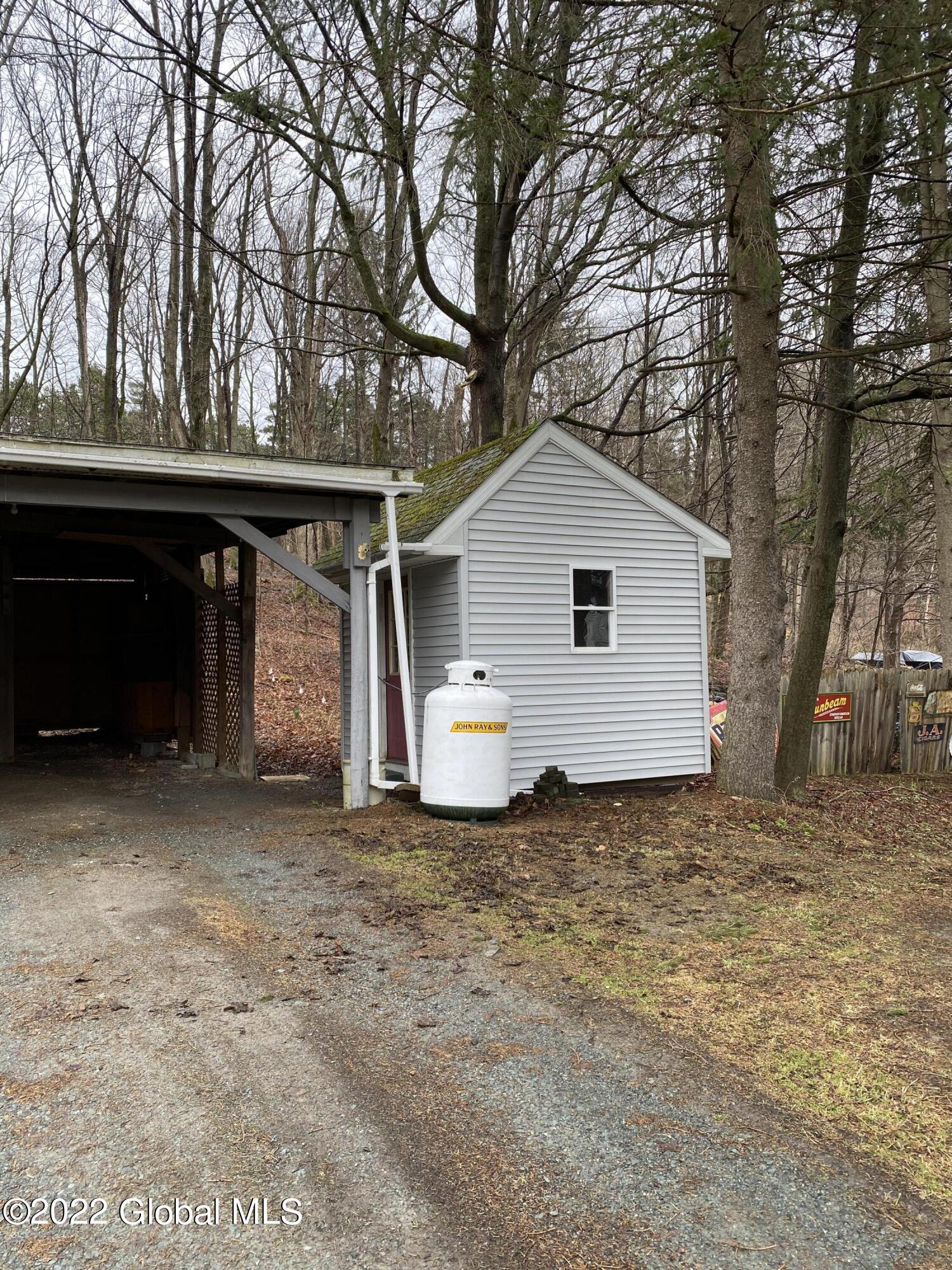 391 Carrolls Grove Road Brunswick, NY 12180 - Photo 25 of 32 03F17170-583A-4C09-980D-B2827489EFDB