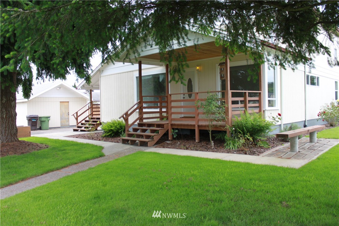3202 Ohio Street Longview, WA 98632 - Photo 3 of 25 Gallery Image 3