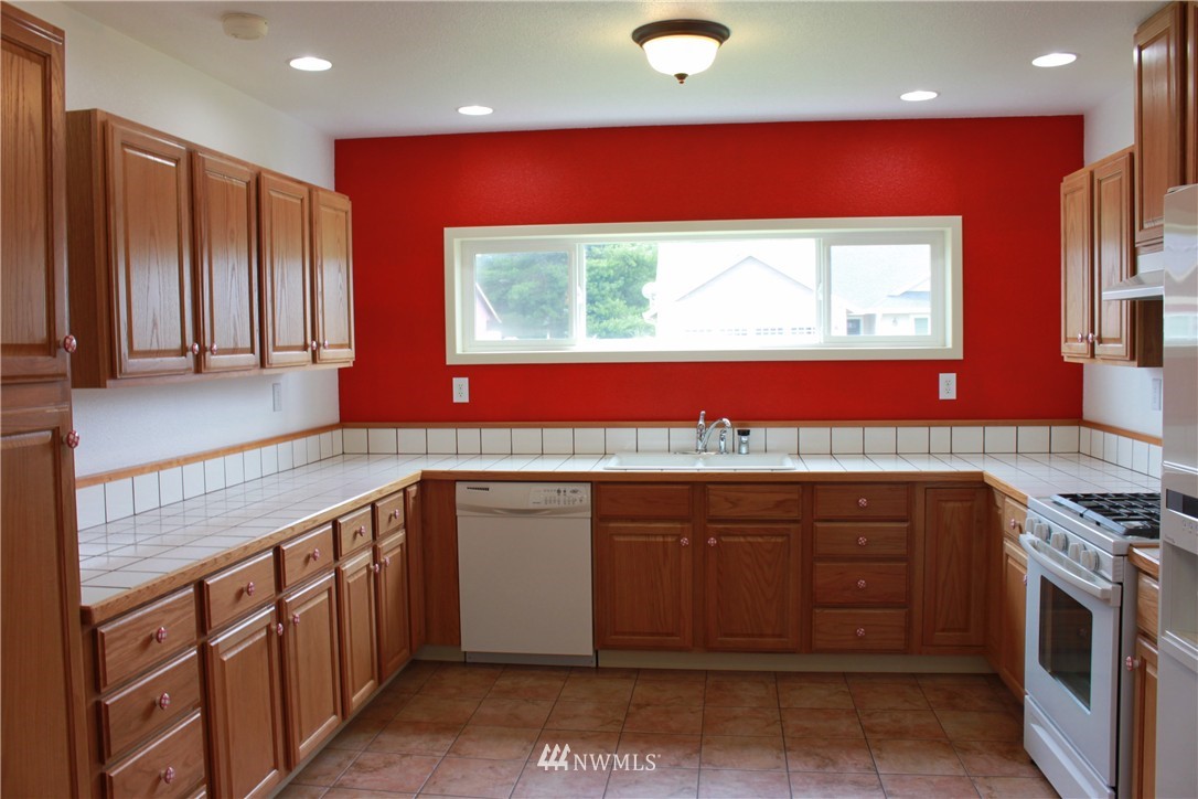 3202 Ohio Street Longview, WA 98632 - Photo 8 of 25 Gallery Image 8