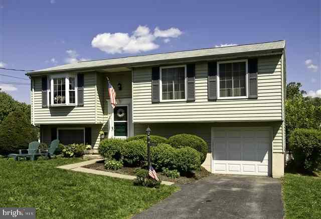 1321 Albany Road Harrisburg, PA 17112 - Photo 1 of 10 Gallery Image 1