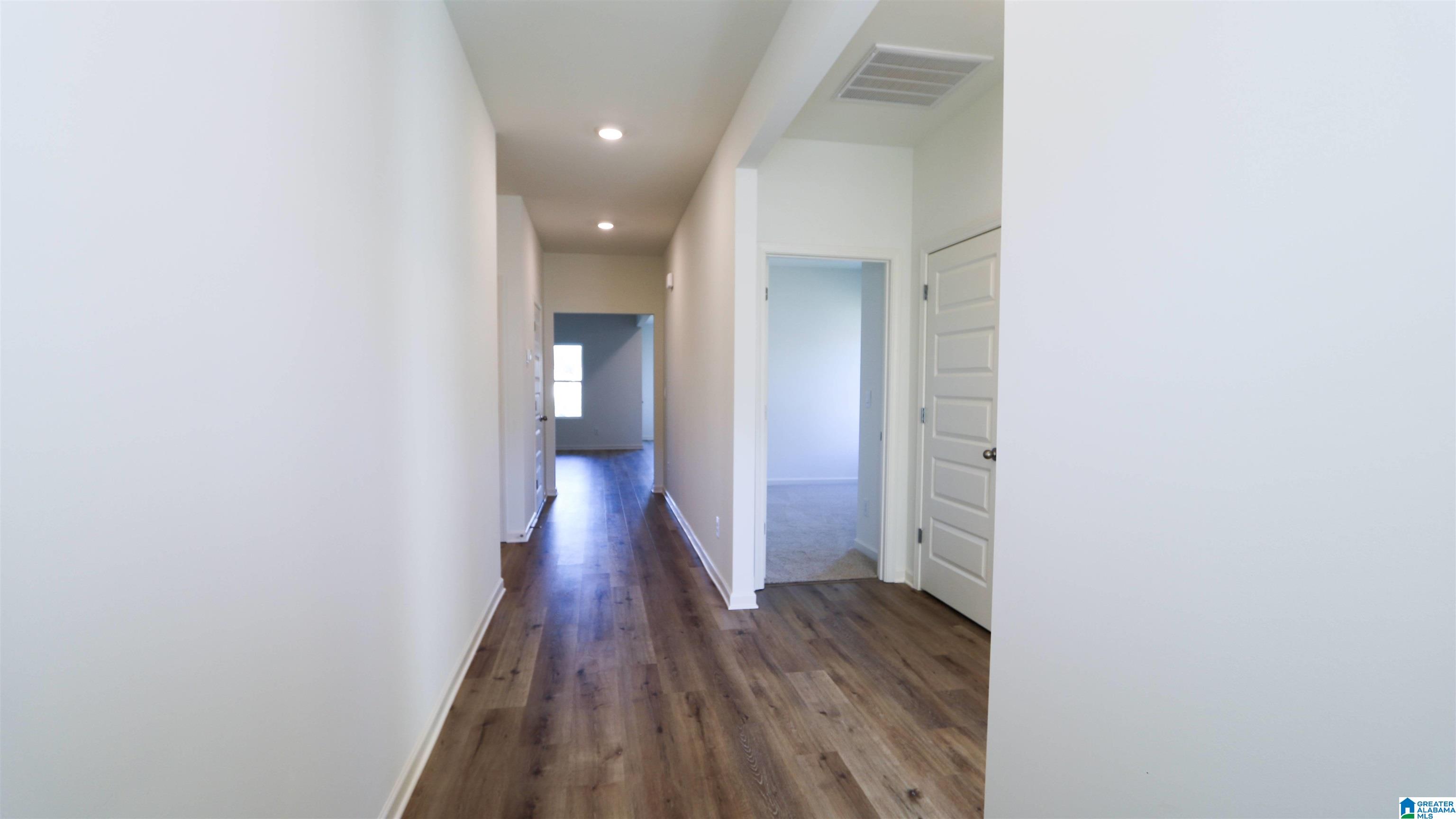 409 Dewitt Circle Chelsea, AL 35043 - Photo 6 of 45