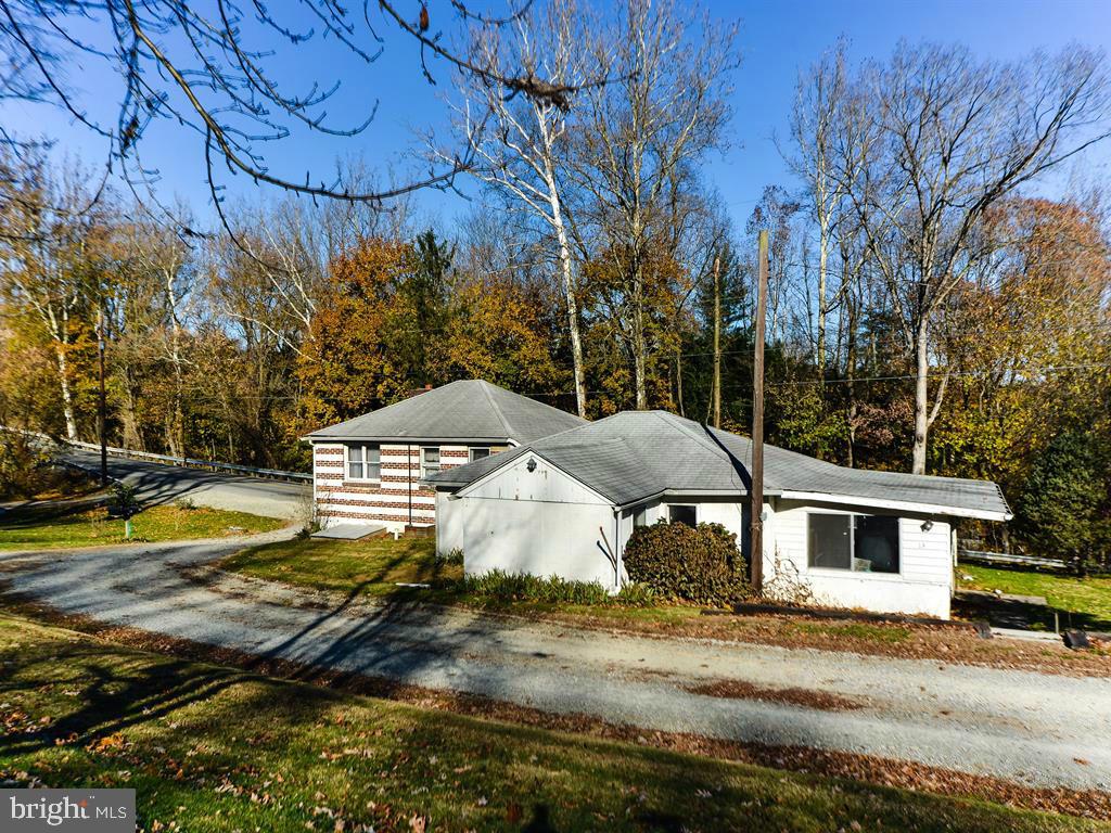 13 Nottingham Road Nottingham, PA 19362 - Photo 3 of 11