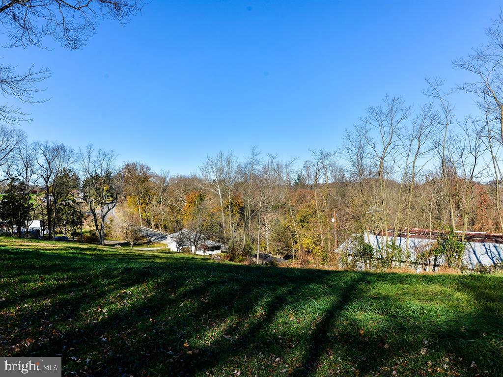 13 Nottingham Road Nottingham, PA 19362 - Photo 4 of 11