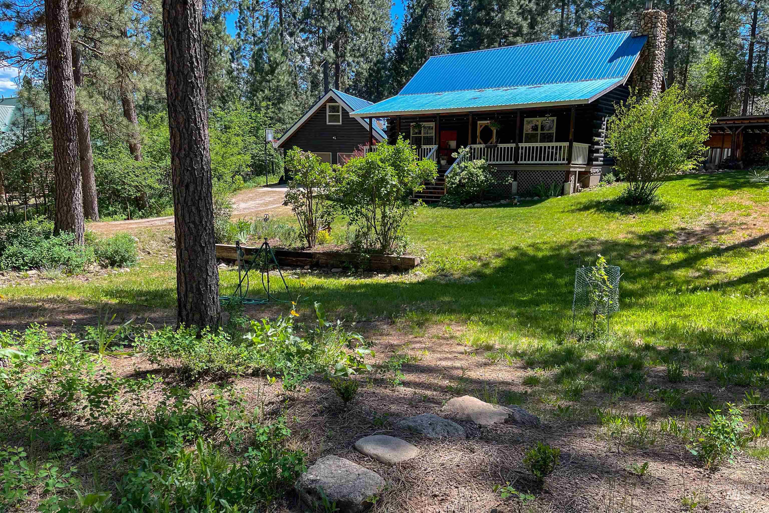 131 Valley High Road Garden Valley, ID 83622 - Photo 2 of 42